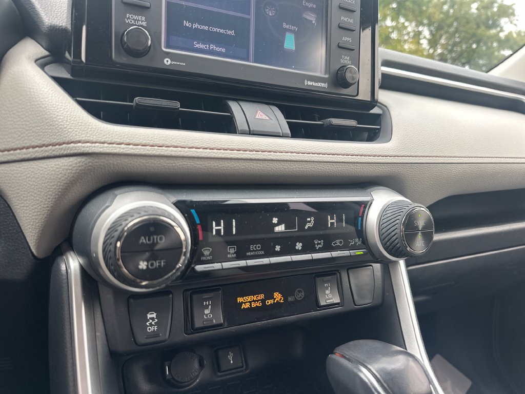 Used 2020 Toyota RAV4 XLE w/ Convenience Package AWD/4WD image 43