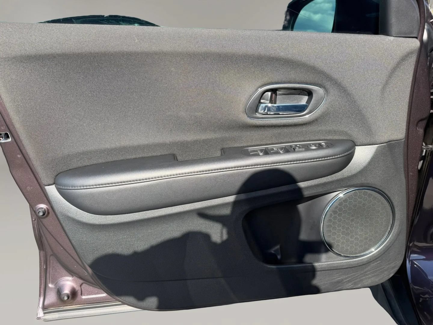Used 2022 Honda HR-V EX image 9
