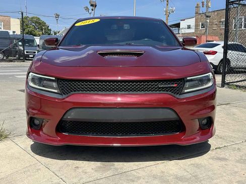 Used 2018 Dodge Charger R/T RWD image 2