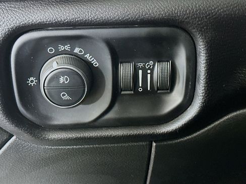 Used 2024 RAM 2500 Laramie w/ Safety Group image 17