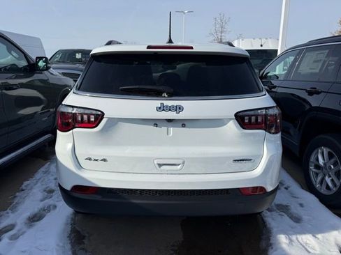 New 2026 Jeep Compass Latitude image 11