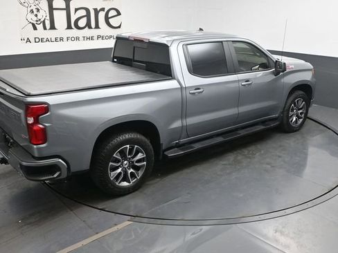 Used 2025 Chevrolet Silverado 1500 RST AWD/4WD image 38