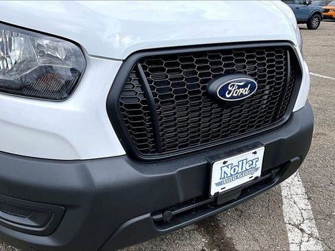 New 2026 Ford Transit 350 148 Medium Roof RWD image 33