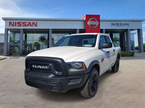 Used 2024 RAM 1500 Classic Warlock image 9