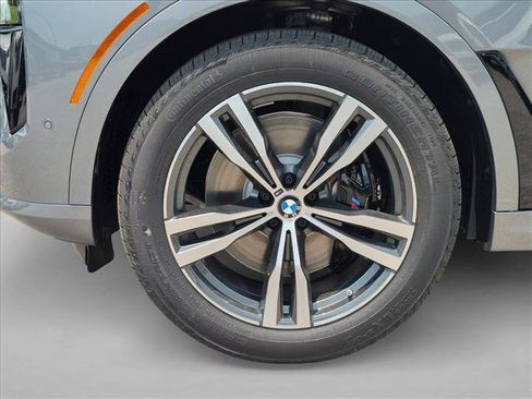 New 2027 BMW X7 xDrive40i w/ M Sport Package AWD/4WD image 10