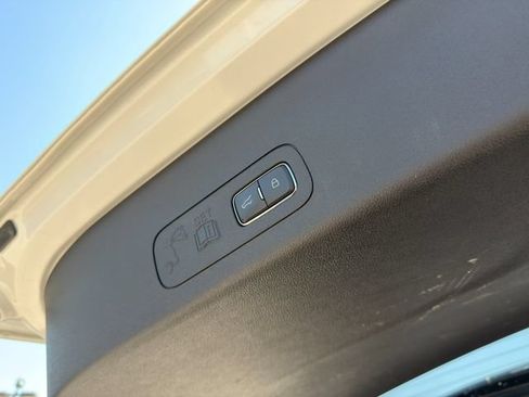 Used 2022 Lincoln Aviator Grand Touring w/ Equipment Group 301A AWD/4WD image 54