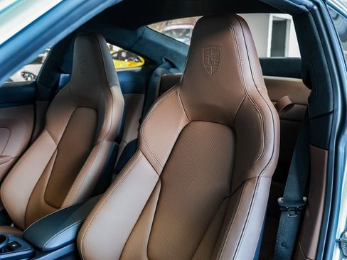 Used 2026 Porsche 911 GT3 image 14