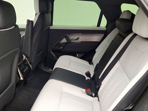 Used 2025 Land Rover Range Rover Sport Dynamic SE AWD/4WD image 20