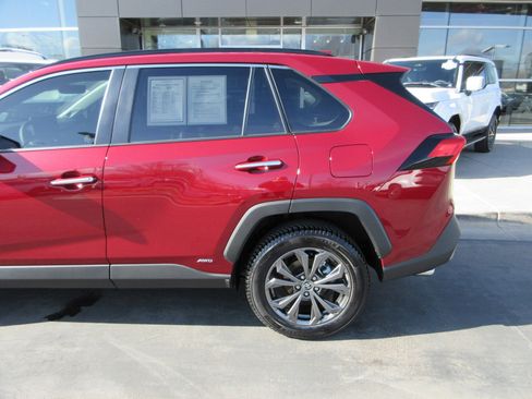 Used 2025 Toyota RAV4 Limited w/ Weather Package image 4