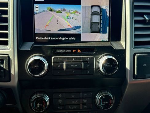 Used 2019 Ford F150 Platinum w/ Technology Package AWD/4WD image 15