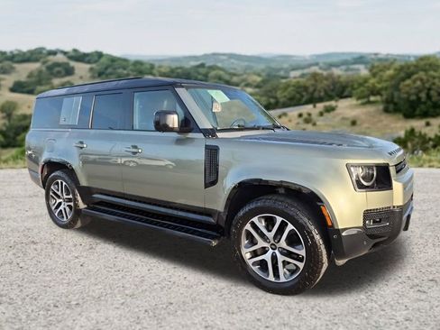 Used 2024 Land Rover Defender 130 X-Dynamic SE AWD/4WD image 1