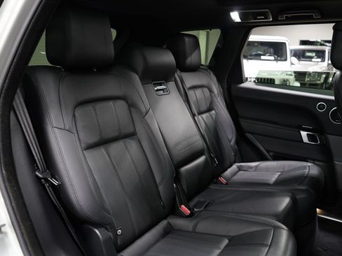 Used 2019 Land Rover Range Rover Sport Supercharged AWD/4WD image 33