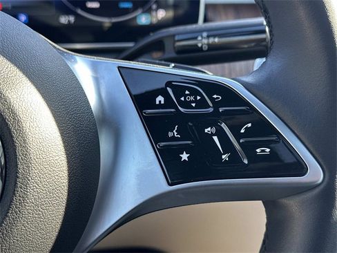 Certified 2023 Mercedes-Benz C 300 4MATIC Sedan image 23