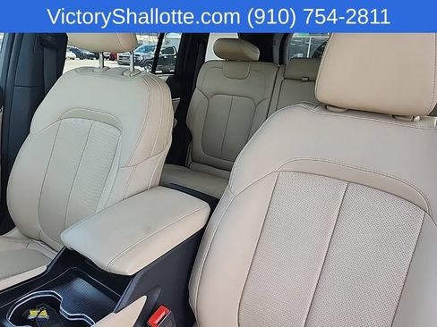 Used 2024 Jeep Grand Cherokee Limited w/ Luxury Tech Group II AWD/4WD image 26