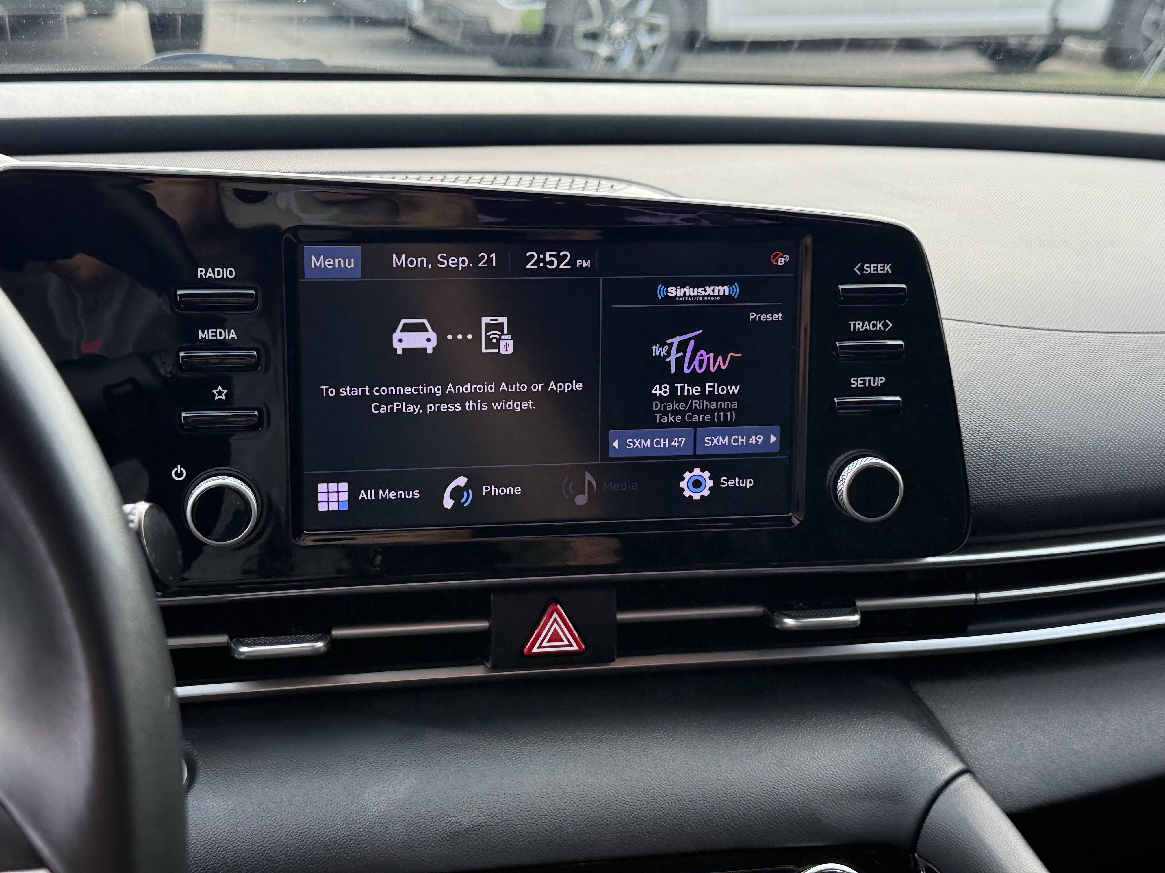 Used 2022 Hyundai Elantra SEL w/ Convenience Package FWD image 20