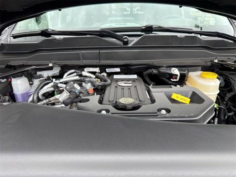 New 2026 RAM 3500 Longhorn image 29