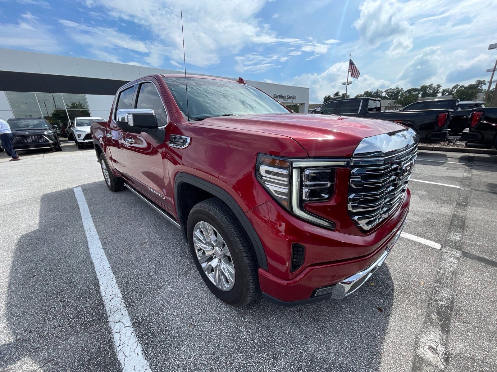 Used 2022 GMC Sierra 1500 Denali AWD/4WD image 8