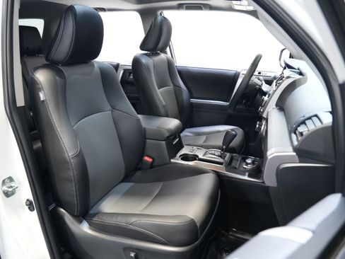 Used 2022 Toyota 4Runner SR5 Premium w/ 4Runner Black Package (TMS) image 32