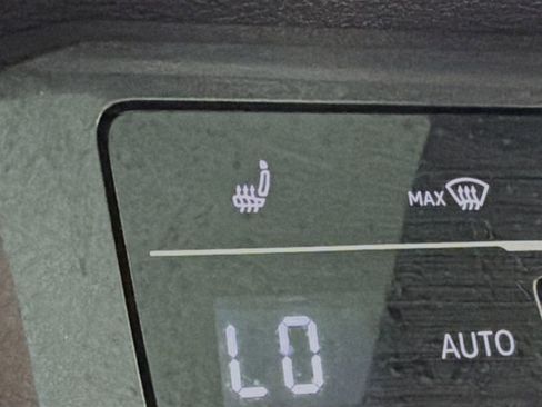 Used 2023 Volkswagen Tiguan SE R-Line AWD/4WD image 20