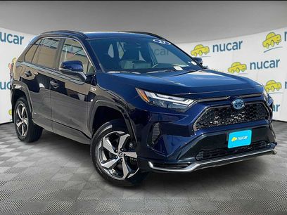 Used 2023 Toyota RAV4 SE