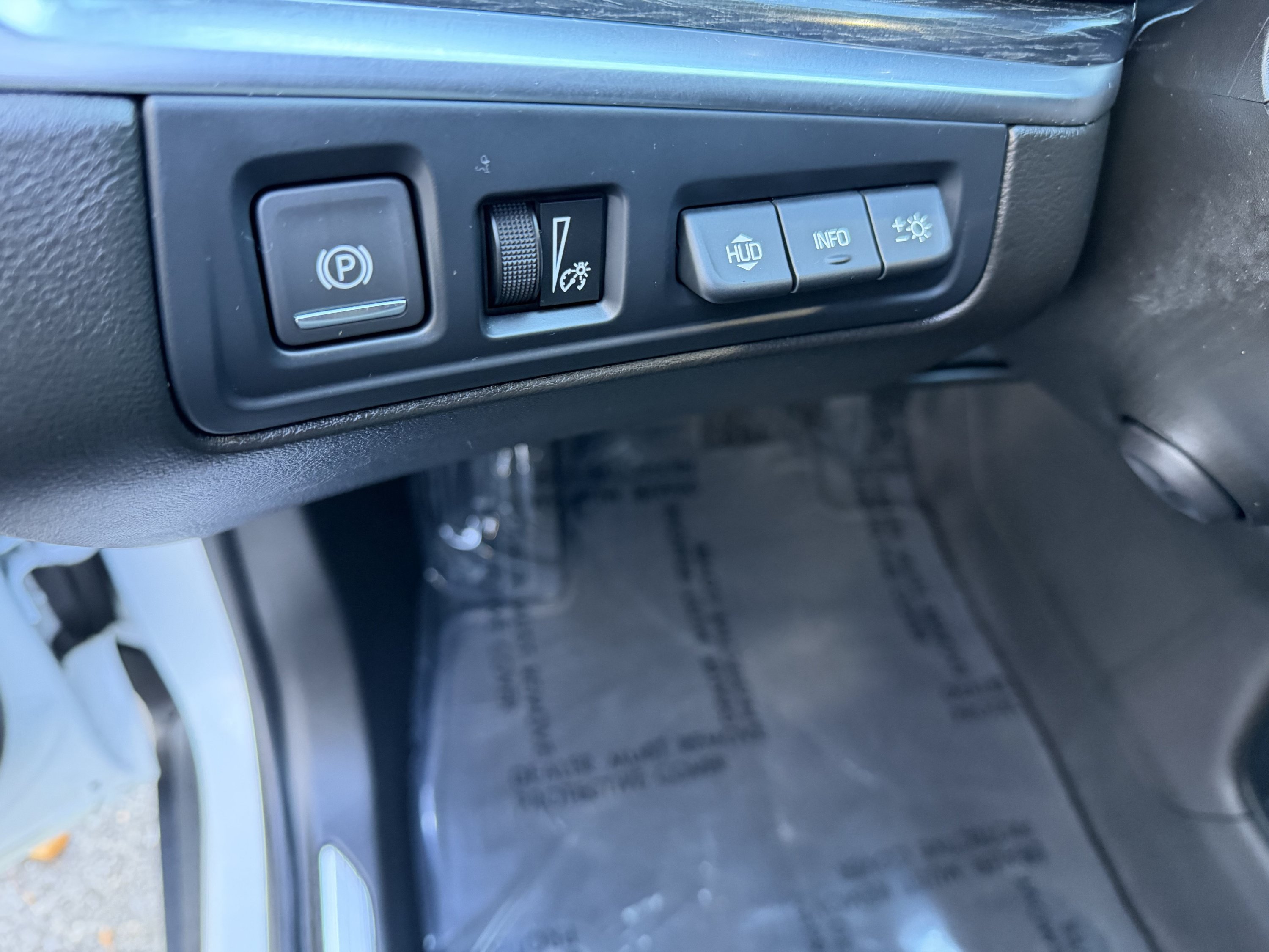 Used 2023 Cadillac XT5 Premium Luxury w/ Technology Package AWD/4WD image 31