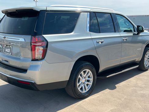 Used 2023 Chevrolet Tahoe LT w/ Luxury Package AWD/4WD image 6