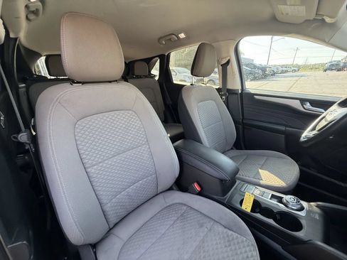 Used 2021 Ford Escape SE w/ Cold Weather Package FWD image 13