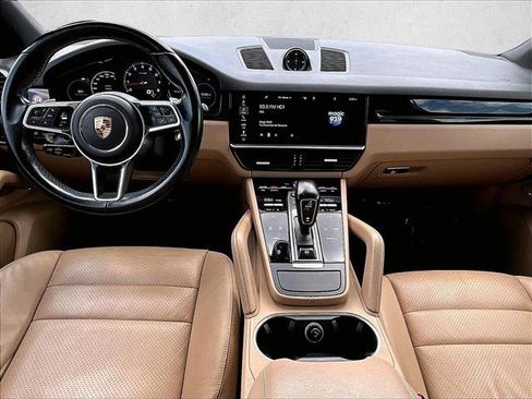 Used 2020 Porsche Cayenne AWD/4WD image 16