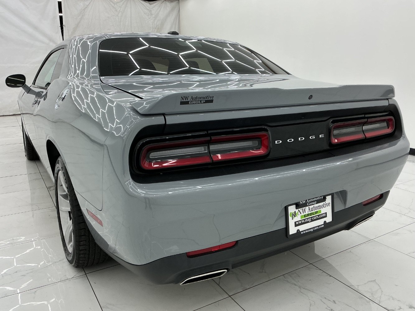 Used 2021 Dodge Challenger SXT RWD image 9