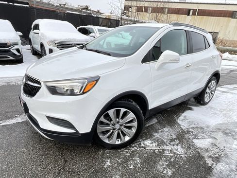 Used 2019 Buick Encore Preferred image 1