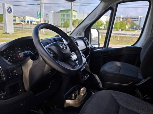 Used 2024 RAM ProMaster 2500 w/ Convenience Group FWD image 20