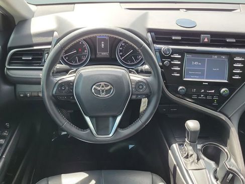 Certified 2020 Toyota Camry SE FWD image 12