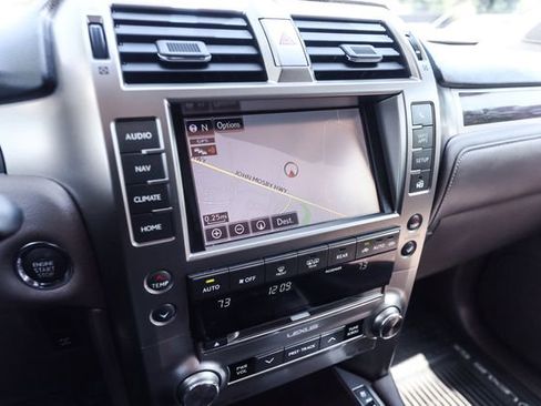 Used 2014 Lexus GX 460 w/ Premium Package AWD/4WD image 21