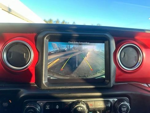 Used 2021 Jeep Wrangler Unlimited Rubicon image 29