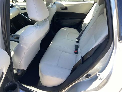 Used 2024 Toyota Corolla Cross L image 16