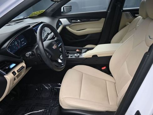 Used 2023 Cadillac CT5 Luxury image 15