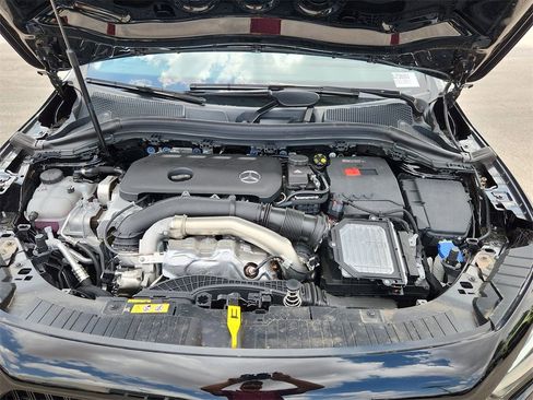 New 2025 Mercedes-Benz GLA 250 GLA 250 image 10