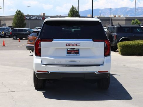 New 2026 GMC Yukon XL Elevation w/ Elevation Premium Package AWD/4WD image 5