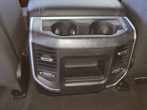 Used 2022 RAM 1500 Big Horn AWD/4WD image 28