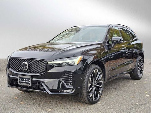 New 2026 Volvo XC60 B5 Ultra w/ Protection Package Premier image 3