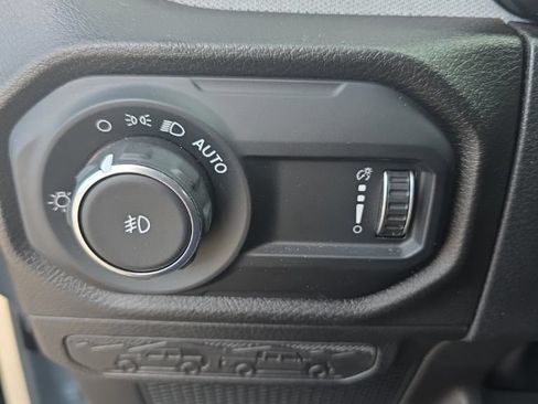 Used 2024 Jeep Wrangler Unlimited Sport AWD/4WD image 14
