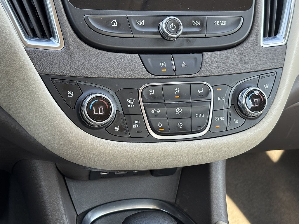Used 2024 Chevrolet Malibu LT FWD image 10