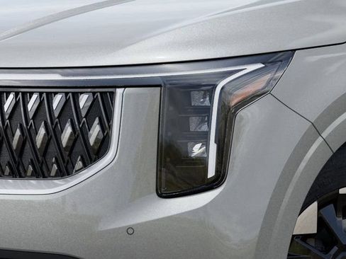 New 2026 Kia Carnival EX FWD image 10
