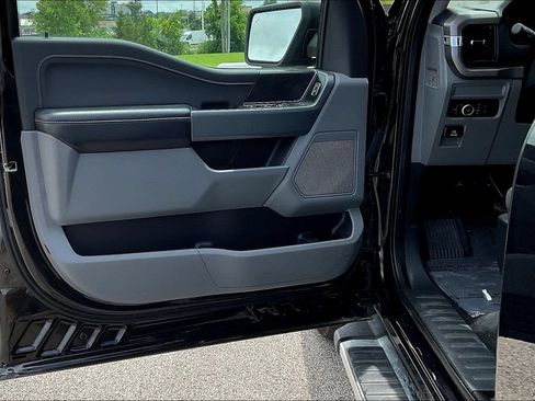 Used 2024 Ford F150 XLT AWD/4WD image 19
