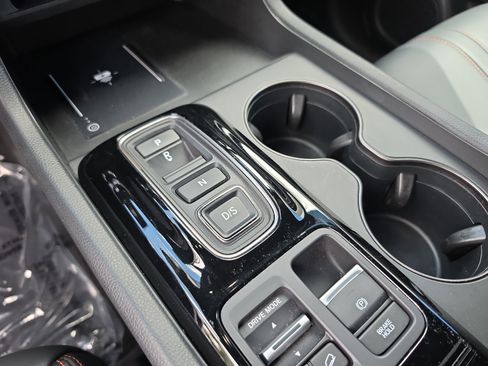 Certified 2023 Honda Pilot TrailSport image 28