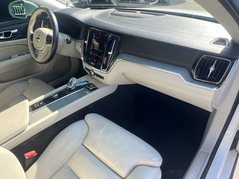 Used 2022 Volvo S60 B5 Inscription w/ Advanced Package FWD image 22