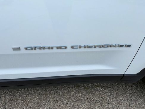 Used 2024 Jeep Grand Cherokee Limited 4xe AWD/4WD image 38