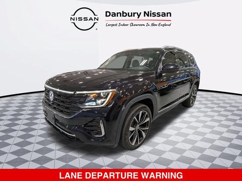 Used 2024 Volkswagen Atlas SEL Premium R-Line AWD/4WD image 8