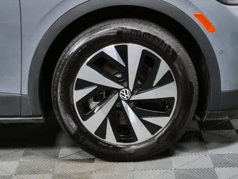 Certified 2023 Volkswagen ID.4 Pro RWD image 39