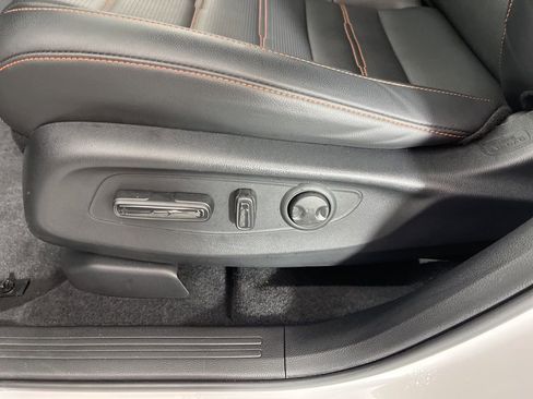 Certified 2025 Honda CR-V Sport Touring image 24